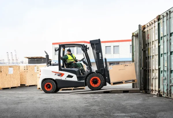 BOBCAT D50SC-9/D55SC-9 Dizel Forklift - Görsel 3